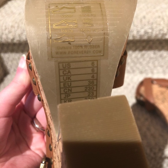 (2 for $20) Heels / wedges size 6 - Picture 3 of 3